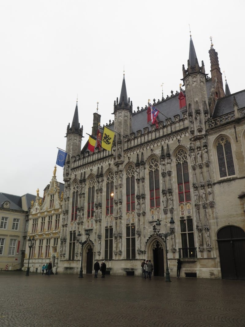 Brujas (Flandes) a través de C. Cipolla, el Street View de Google Map y la Guía Baedeker PARTE 2